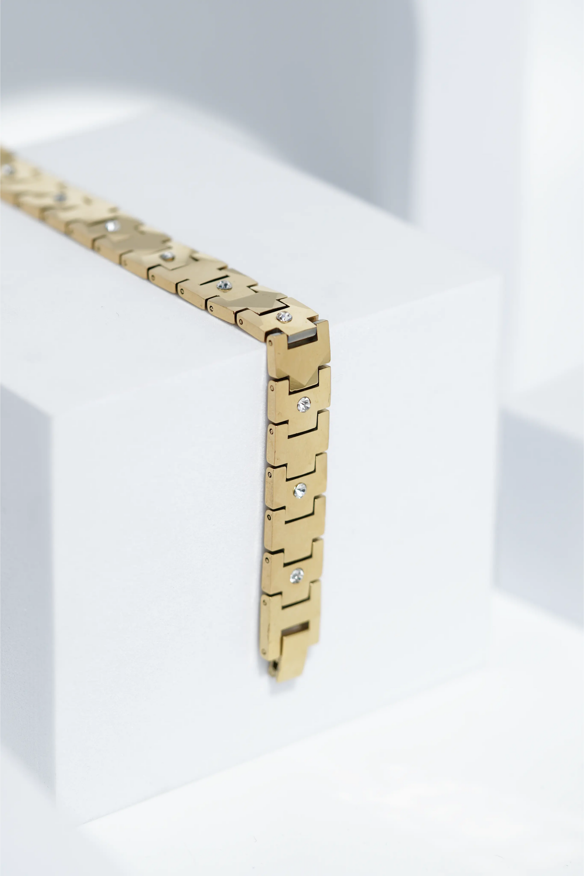 Sun Glow Diamond - Ceramic bracelet for men. worldjewel.in men's bracelets