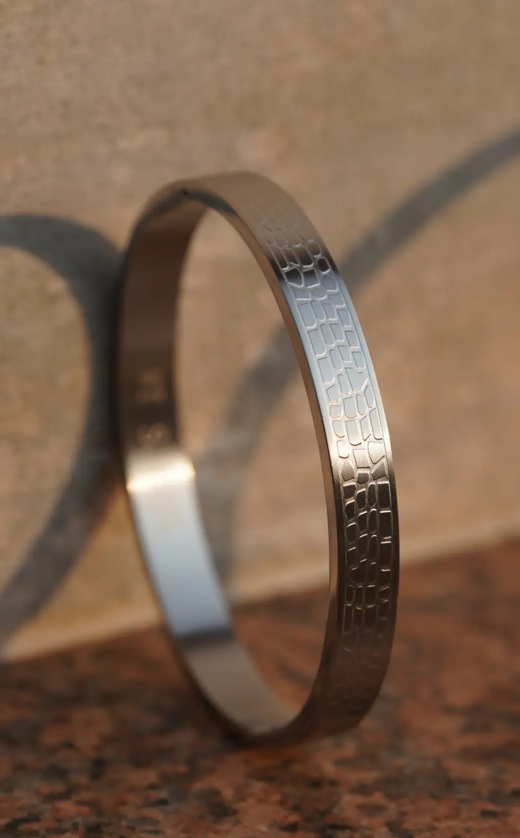 Textured pattern - kada For Men. worldjewel.in men's bracelets
