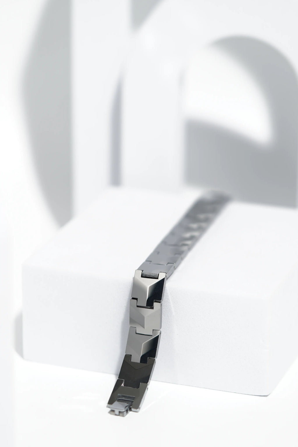 TrueForm - Ceramic bracelet for men. worldjewel.in men's bracelets