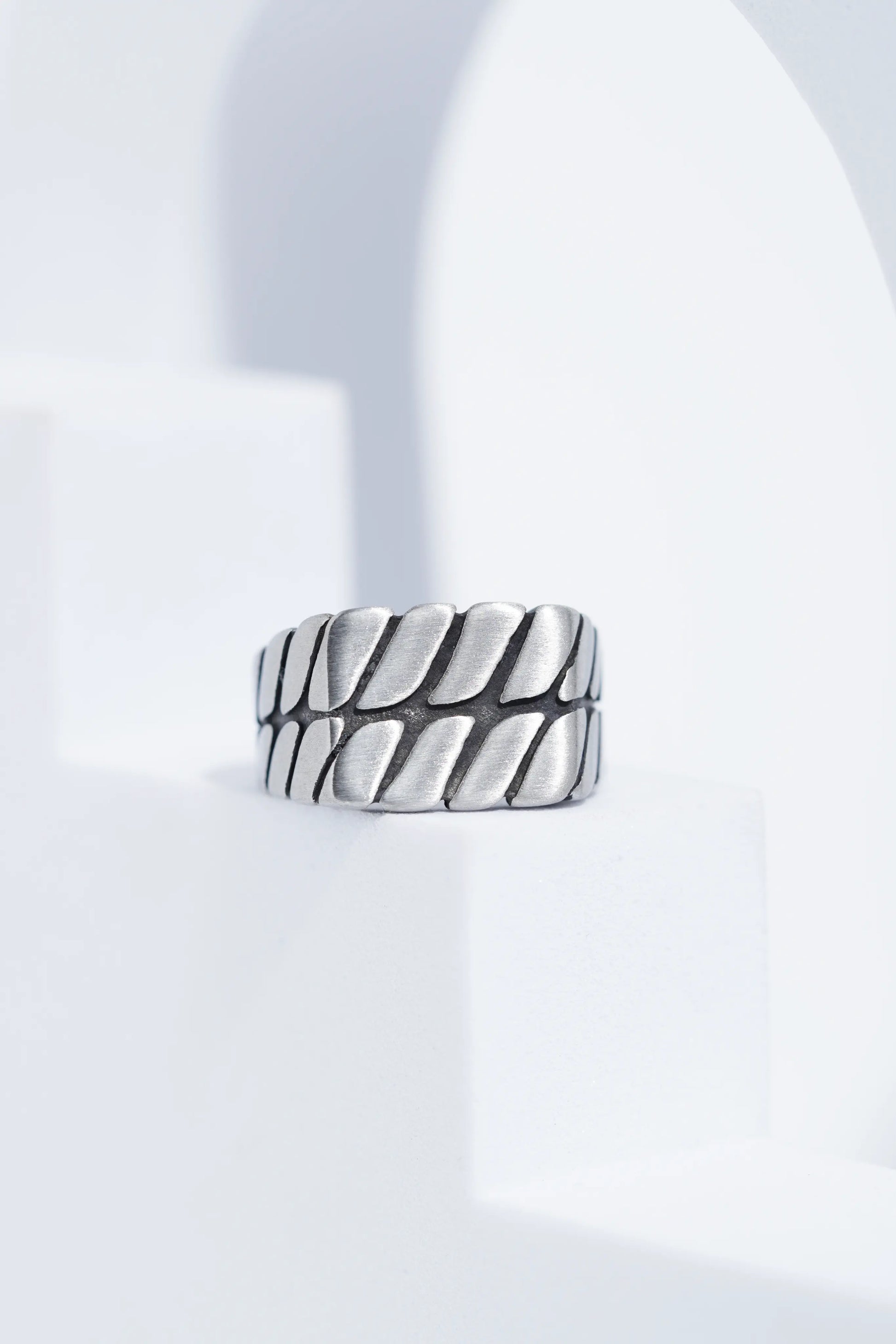Twisted Pattern Silver & Golden Shiney Ring For Men worldjewel.in men's ring