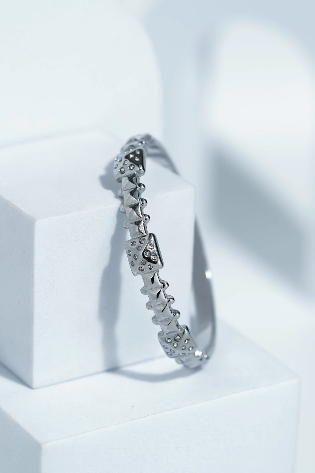 Velora Loop Bangle Bracelet worldjewel.in CUFF BRACELET FOR WOMEN