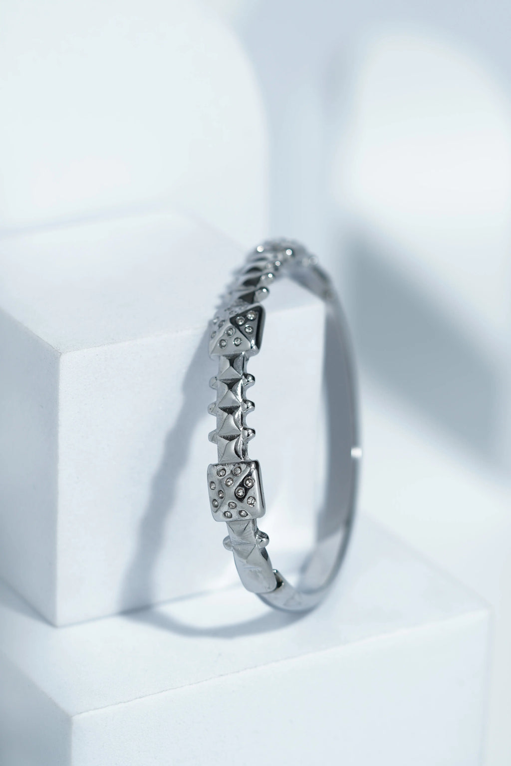 Velora Loop Bangle Bracelet worldjewel.in CUFF BRACELET FOR WOMEN