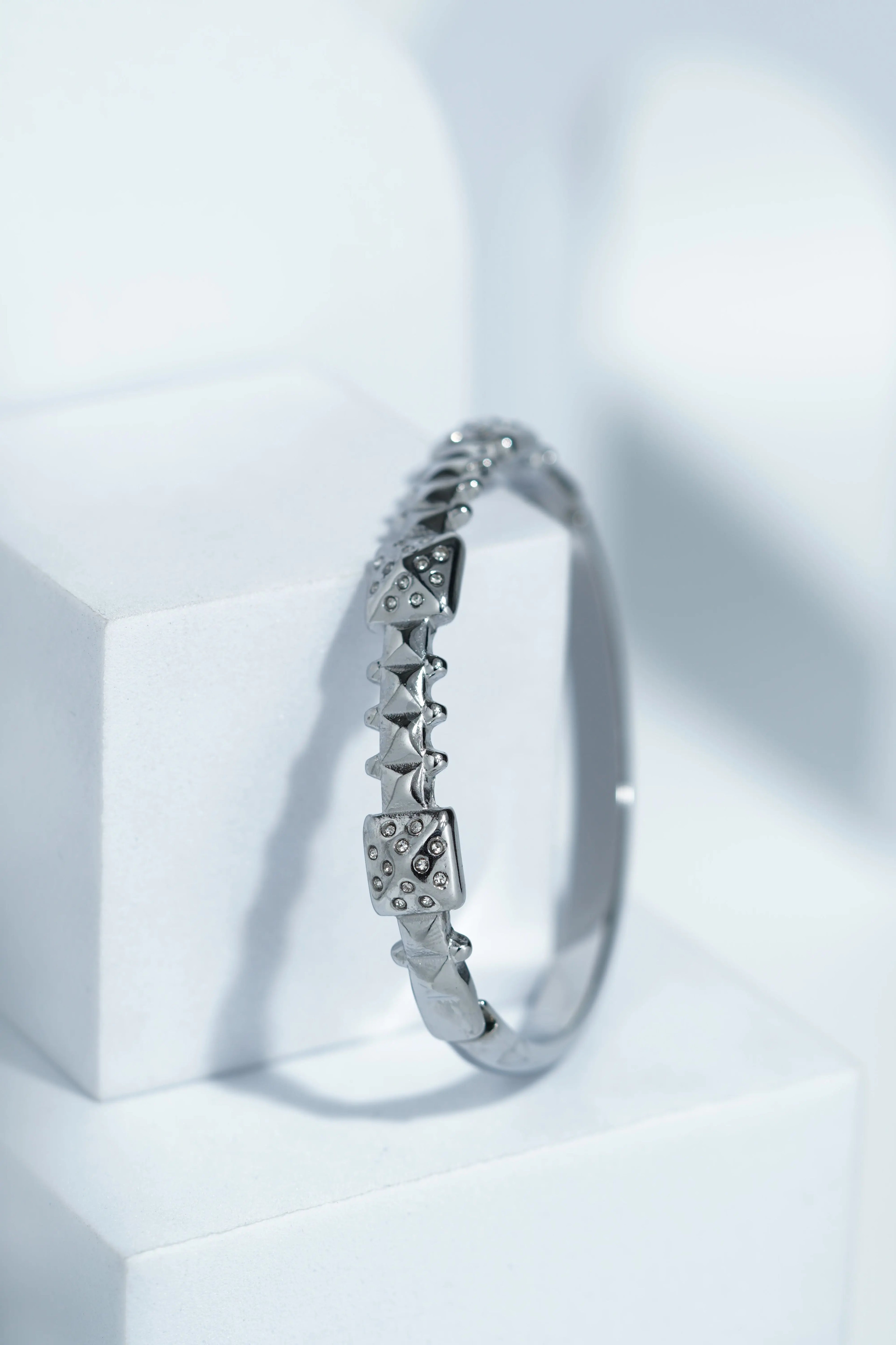 Velora Loop Bangle Bracelet worldjewel.in CUFF BRACELET FOR WOMEN