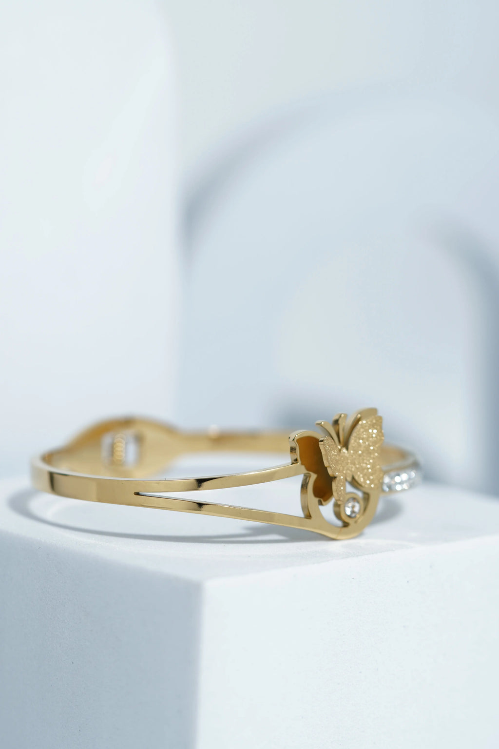 Velvet Trace Bangle Bracelet worldjewel.in CUFF BRACELET FOR WOMEN