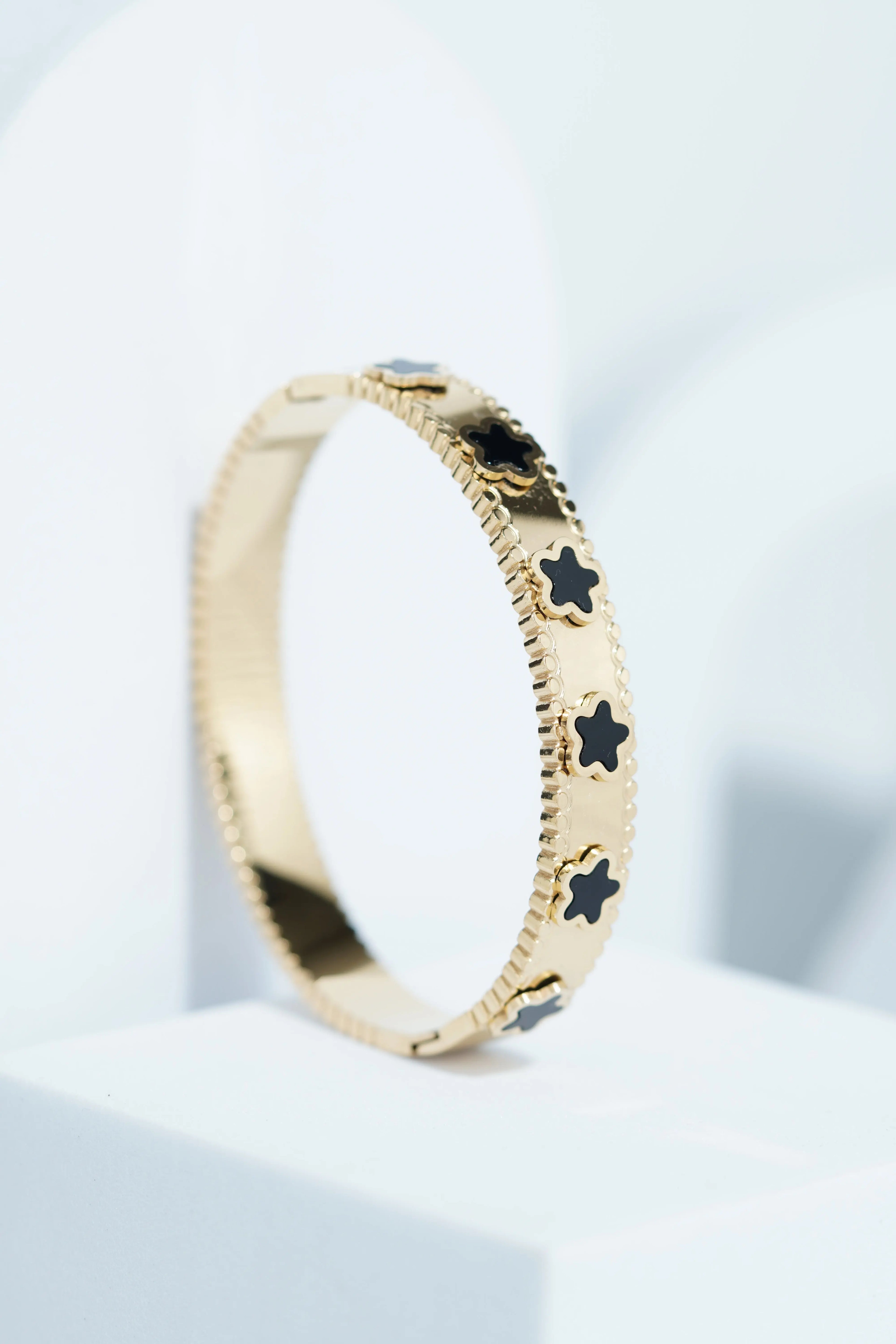 Vera Twist Bangle Bracelet worldjewel.in CUFF BRACELET FOR WOMEN