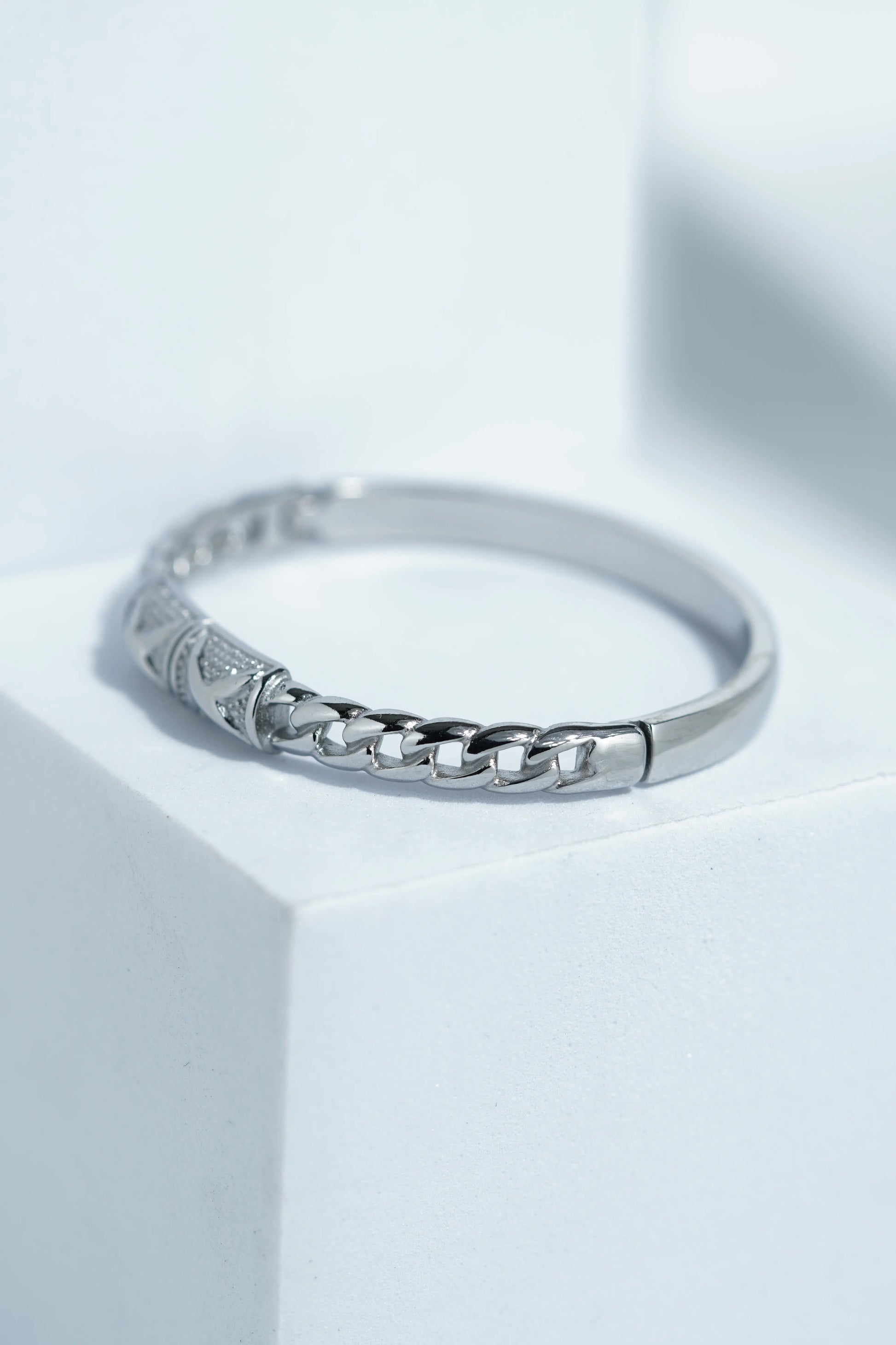 Vyne Halo Bangle Bracelet worldjewel.in CUFF BRACELET FOR WOMEN