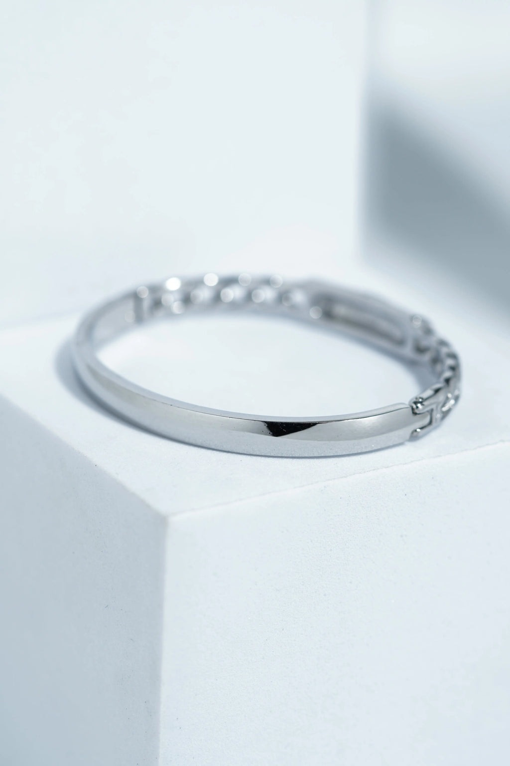 Vyne Halo Bangle Bracelet worldjewel.in CUFF BRACELET FOR WOMEN