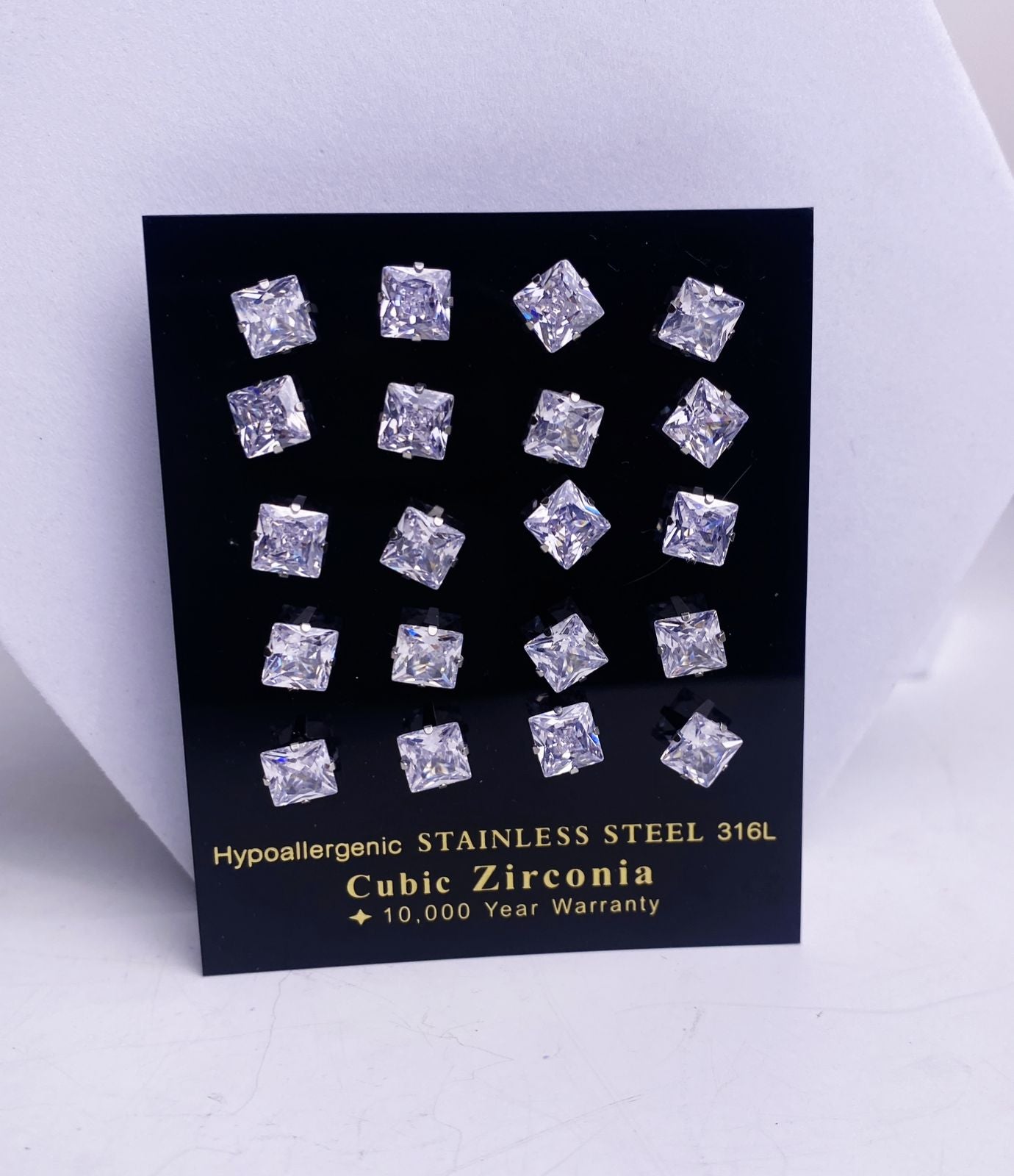 9: XL circle Cuban Zircon Diamound Studs UNISEX Set of 20pcs. (6 MM)
