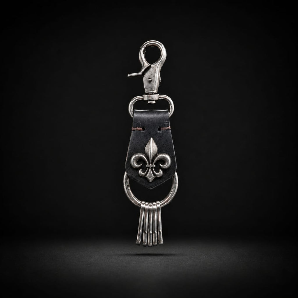 Gothic Fleur-de-lis Leather Keychain ( Black )