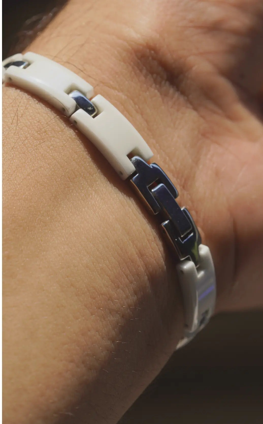 White - Ceramic bracelet for men. worldjewel.in men's bracelets