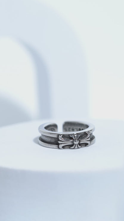 Aesthetic Silver Petal Pattern Ring For Men