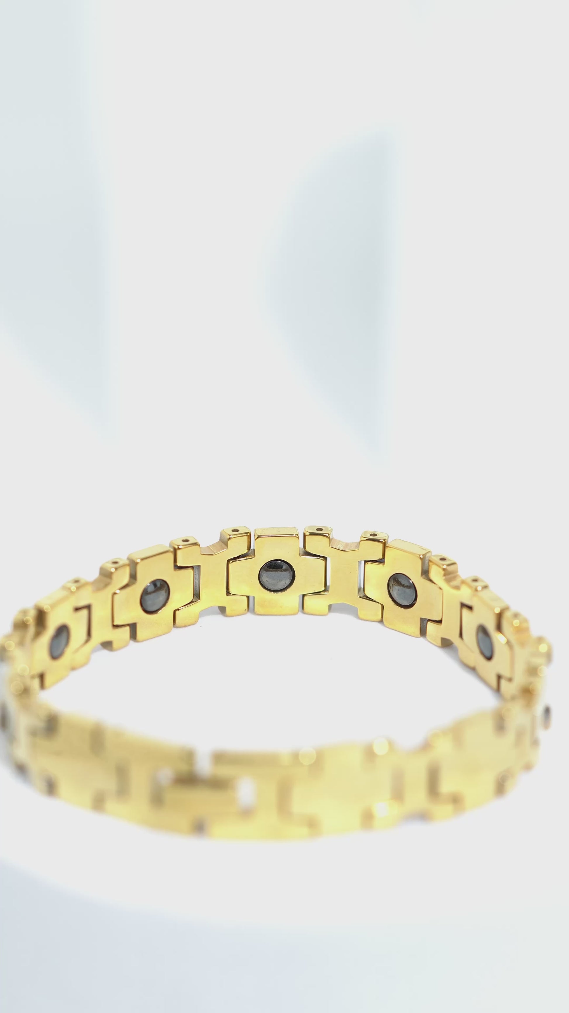 Sandstone Shine - Ceramic bracelet for men.