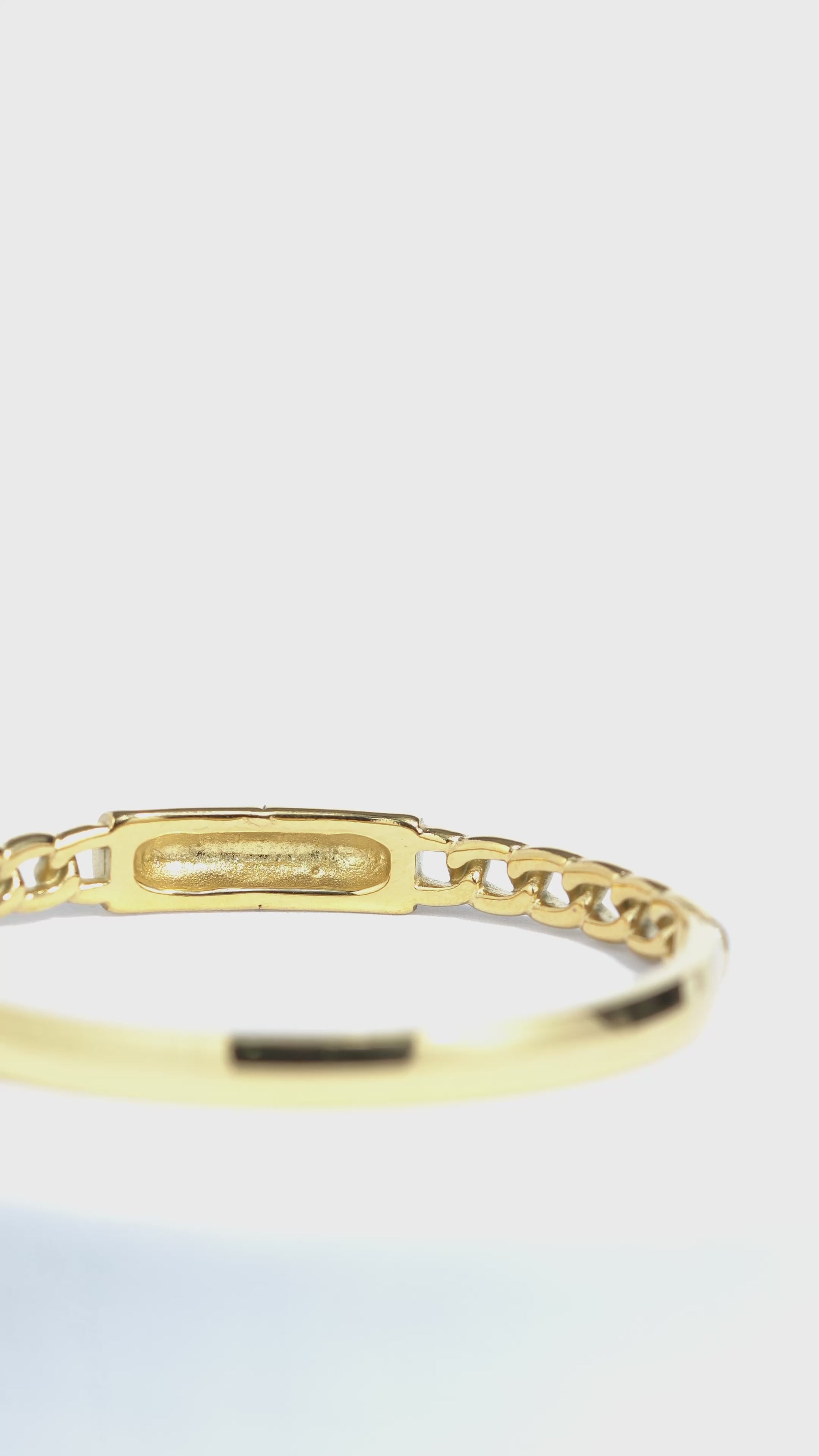 Ivy Gleam Stainless Steel Bangle Bracelet For Women