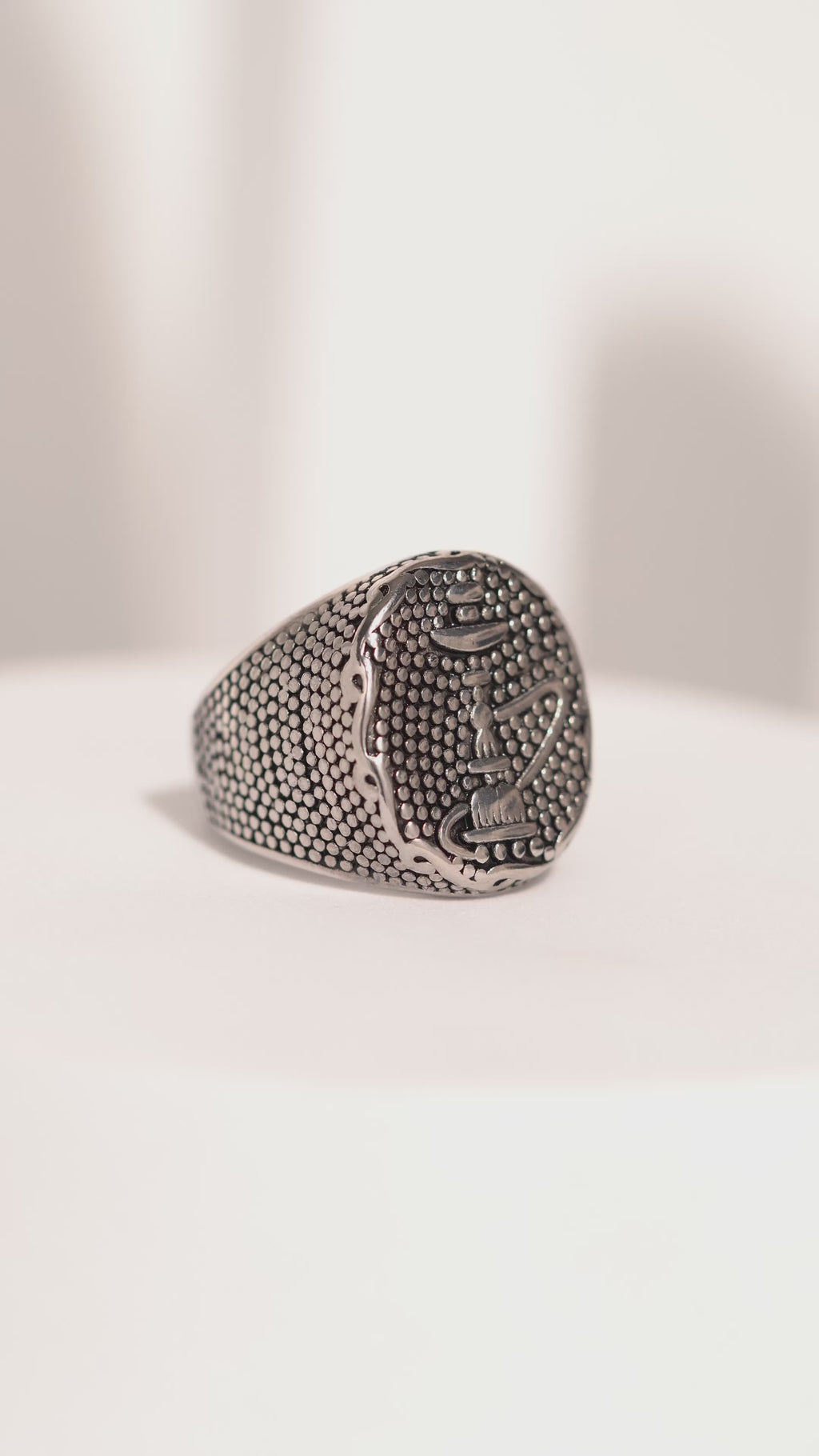 Hookah Pattern Ring For Men
