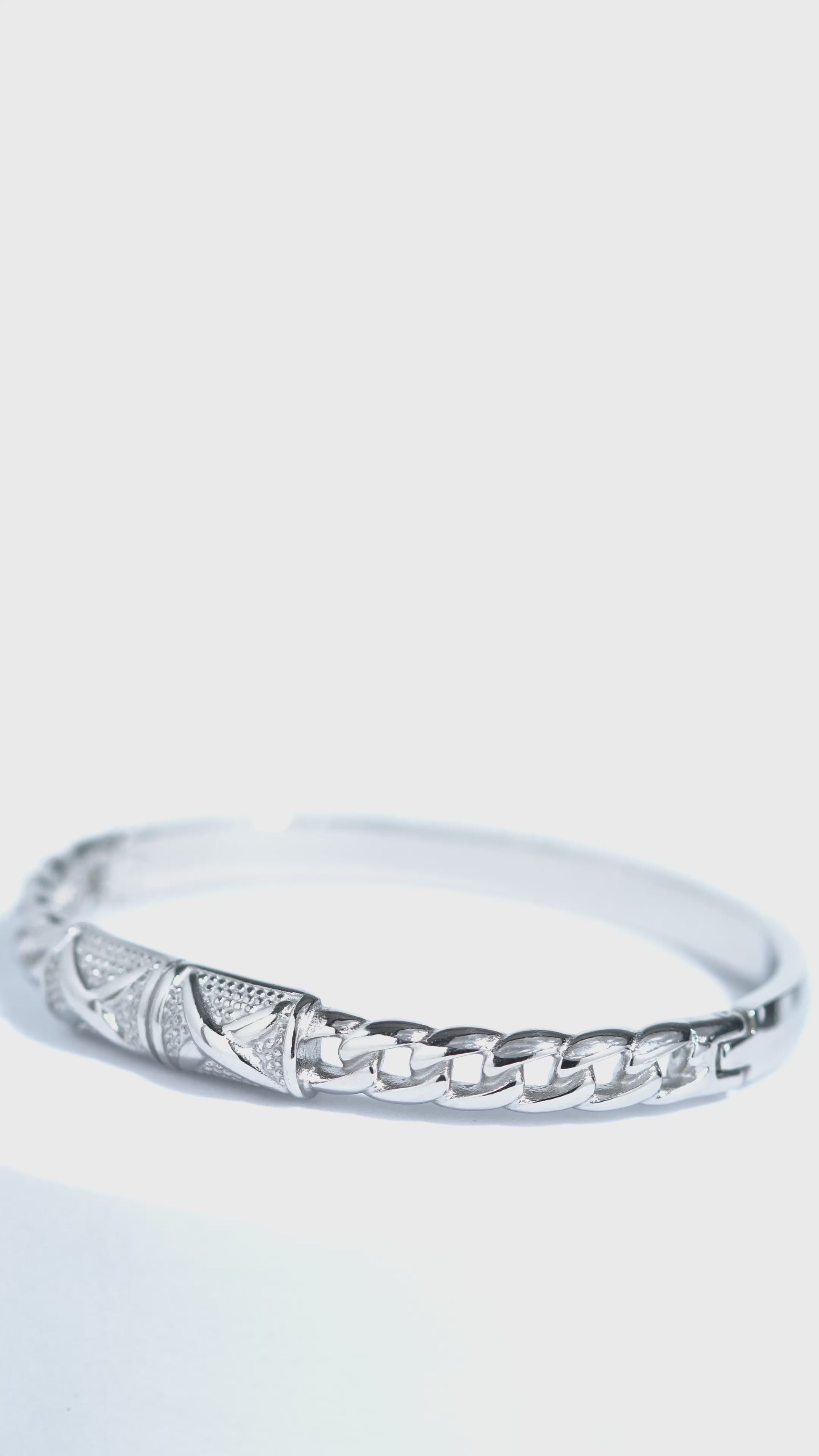 Vyne Halo Stainless Steel Bangle Bracelet For Women