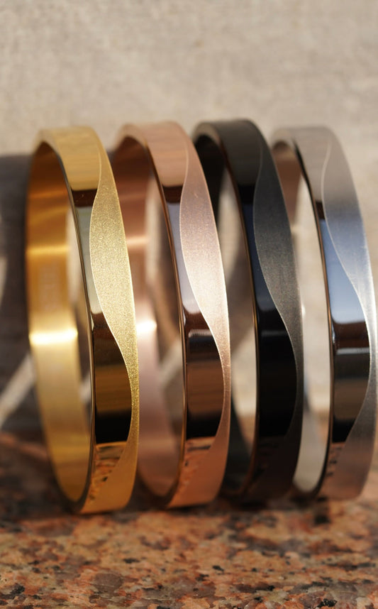Wave Men Cuff bracelet. worldjewel.in men's bracelets